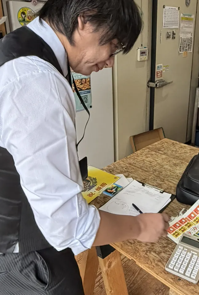 査定の内訳をその場で計算し、金額と理由をご説明します
